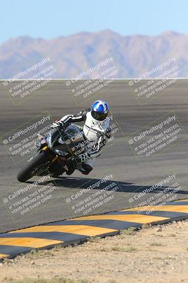 media/Nov-12-2023-SoCal Trackdays (Sun) [[5d1fba4e7d]]/Bowl (930am)/